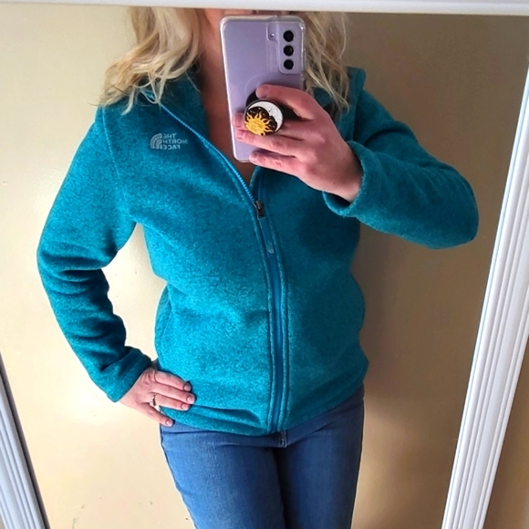 North Face Zip Up - Picture 2 of 8